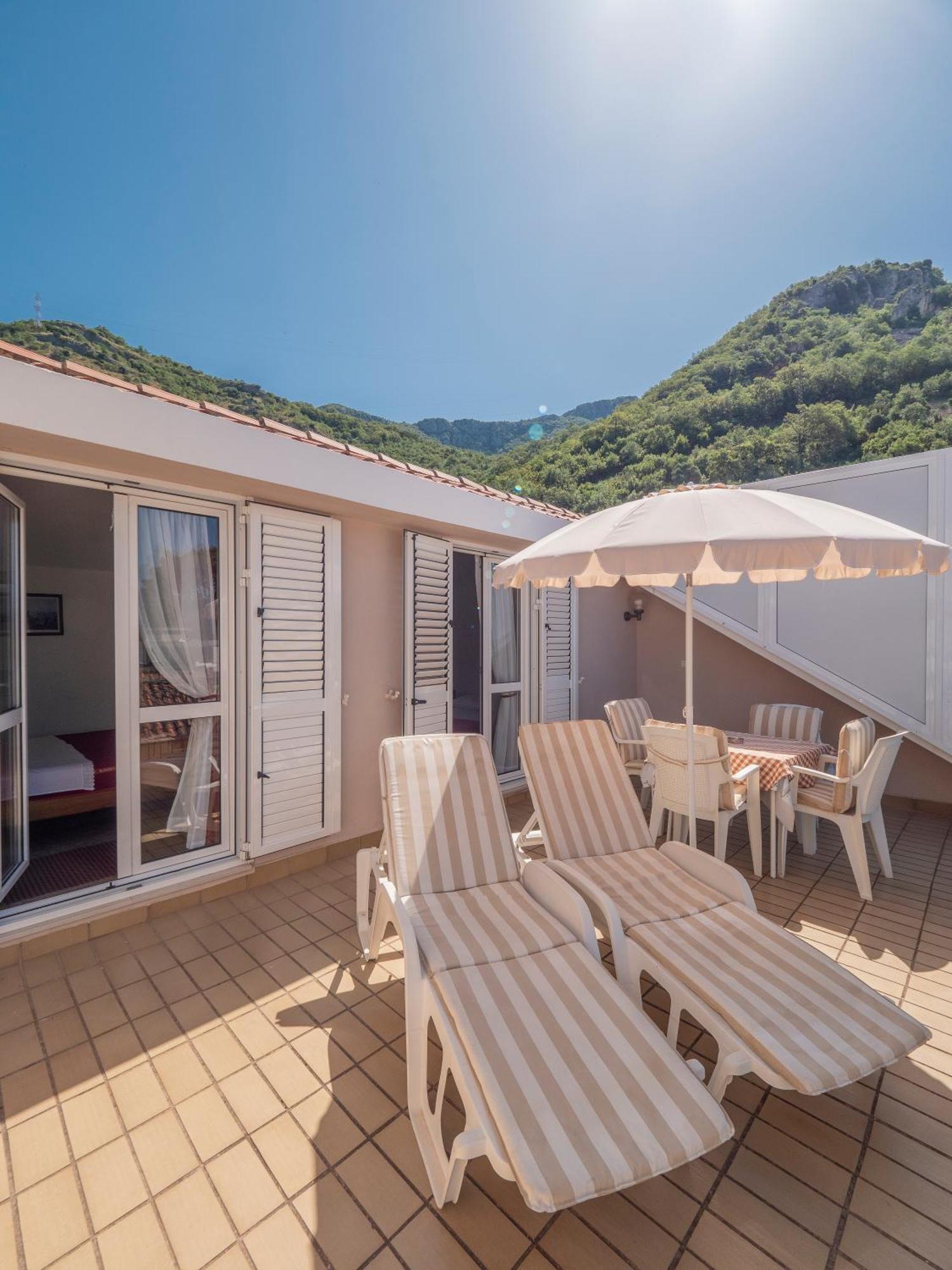 Apartments Marina Sveti Stefan Exteriér fotografie